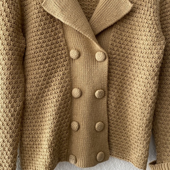 Camel / Tan color Cardigan Sweater with gold shine. Size Medium. - Picture 3 of 8